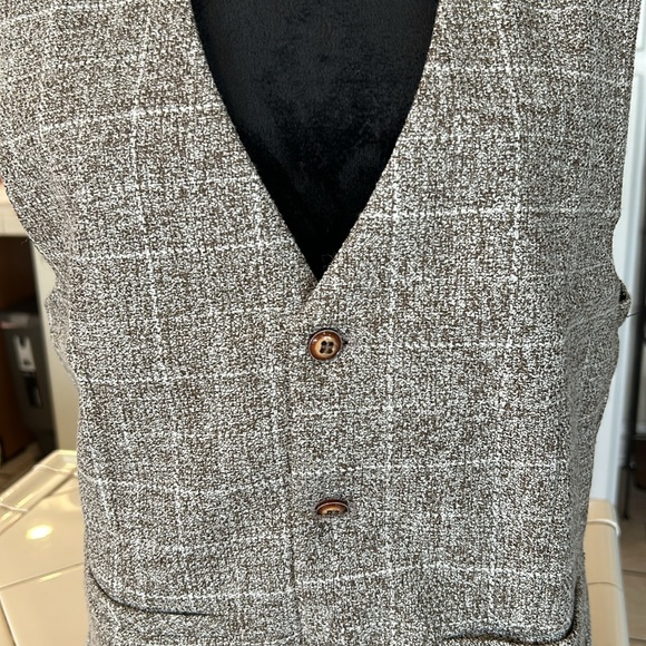 New Lars Amadeus woman’s vest - Picture 2 of 12